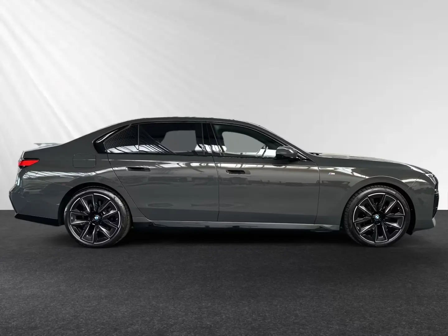 BMW 740 d xDrive M Sport Pro AHK SkyLounge