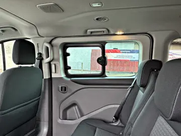 Ford Tourneo Custom 320 L2H1 VA Titanium