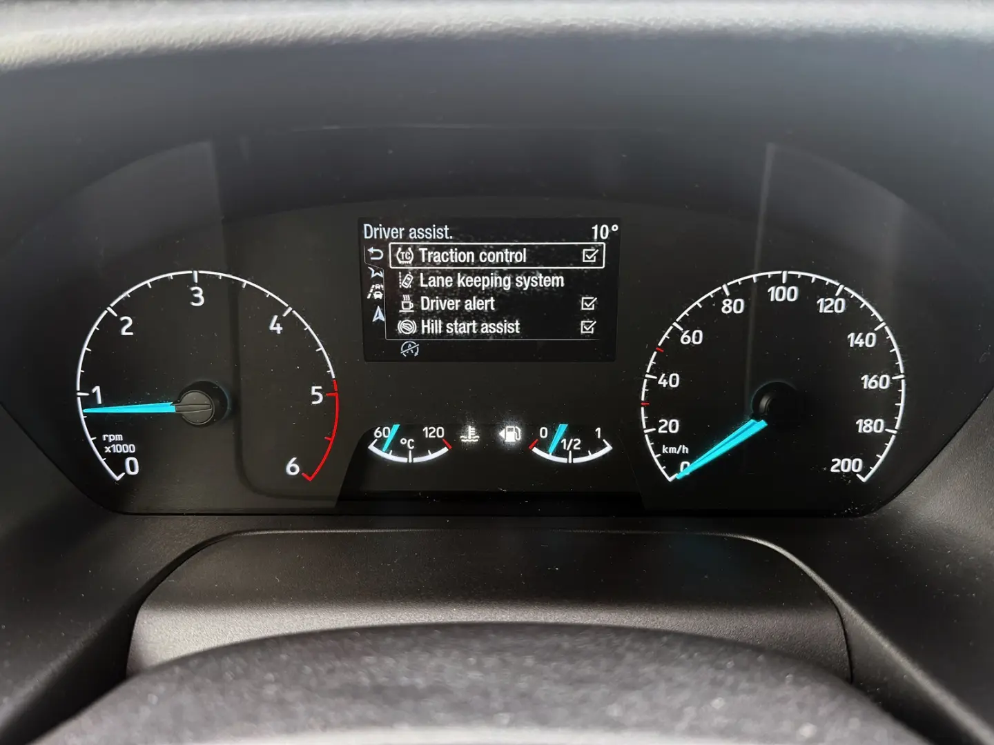 Ford Tourneo Custom 320 L2H1 VA Titanium