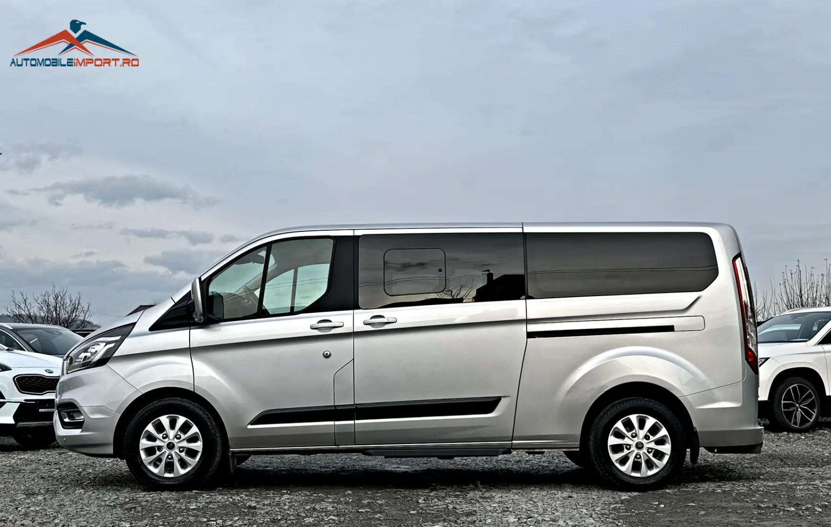 Ford Tourneo Custom 320 L2H1 VA Titanium