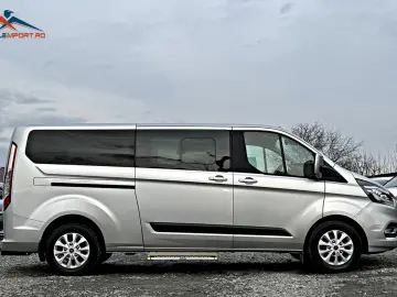Ford Tourneo Custom 320 L2H1 VA Titanium