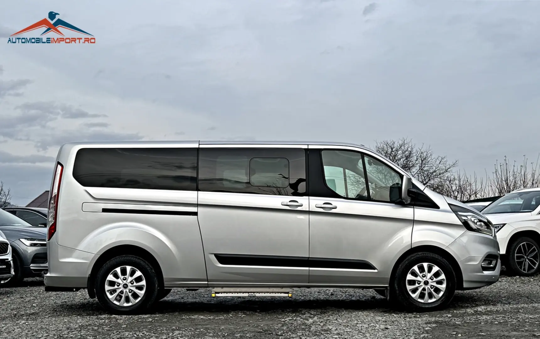 Ford Tourneo Custom 320 L2H1 VA Titanium