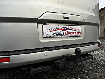 Ford Tourneo Custom 320 L2H1 VA Titanium