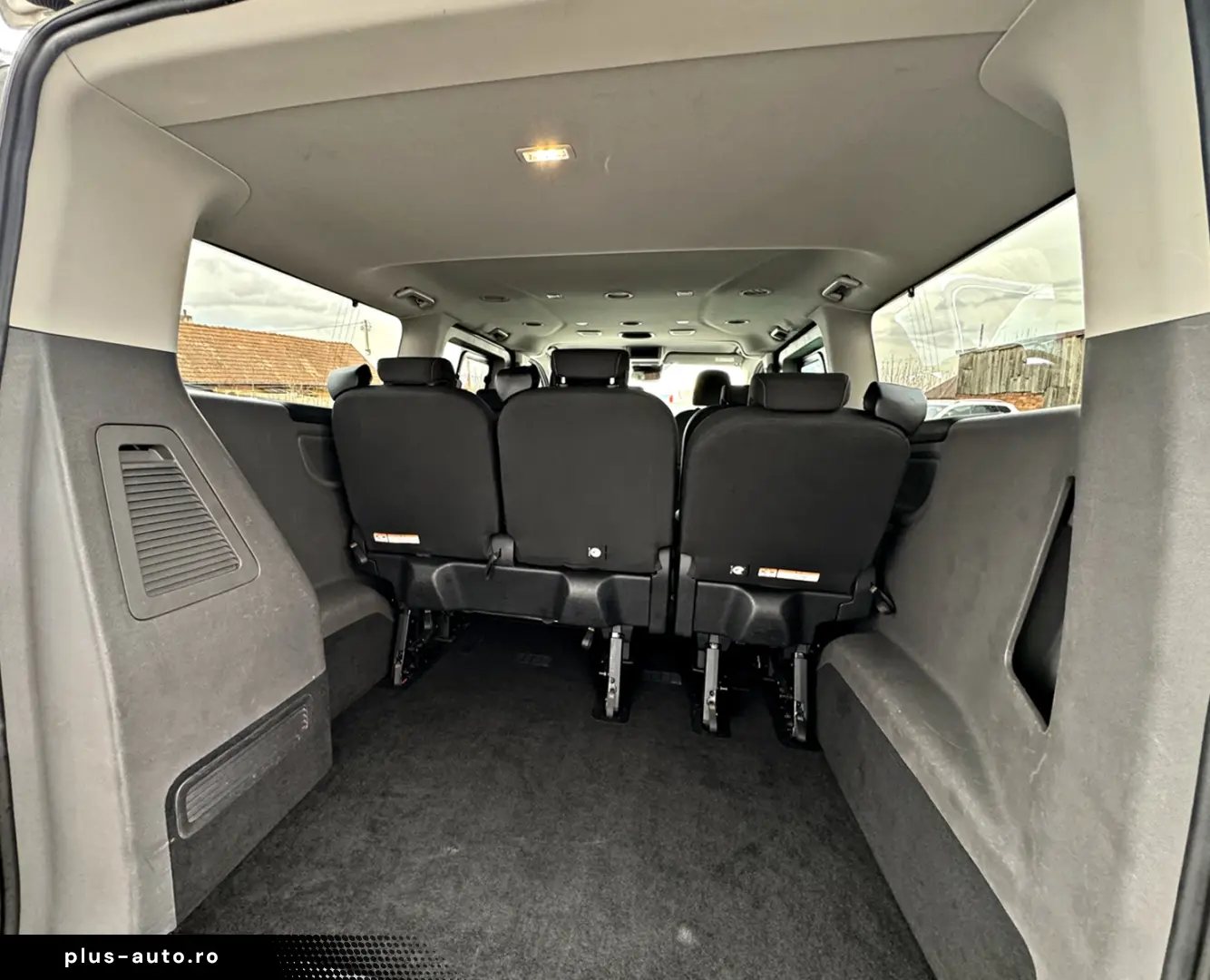 Ford Tourneo Custom 320 L2H1 VA Titanium