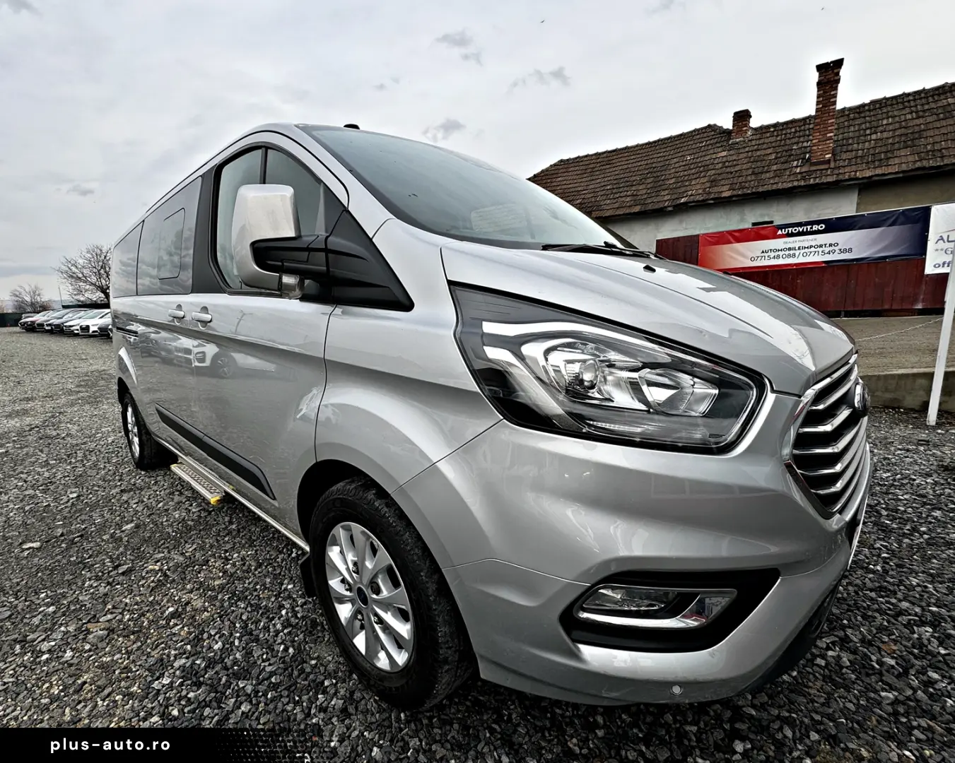 Ford Tourneo Custom 320 L2H1 VA Titanium