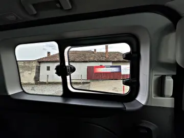 Ford Tourneo Custom 320 L2H1 VA Titanium