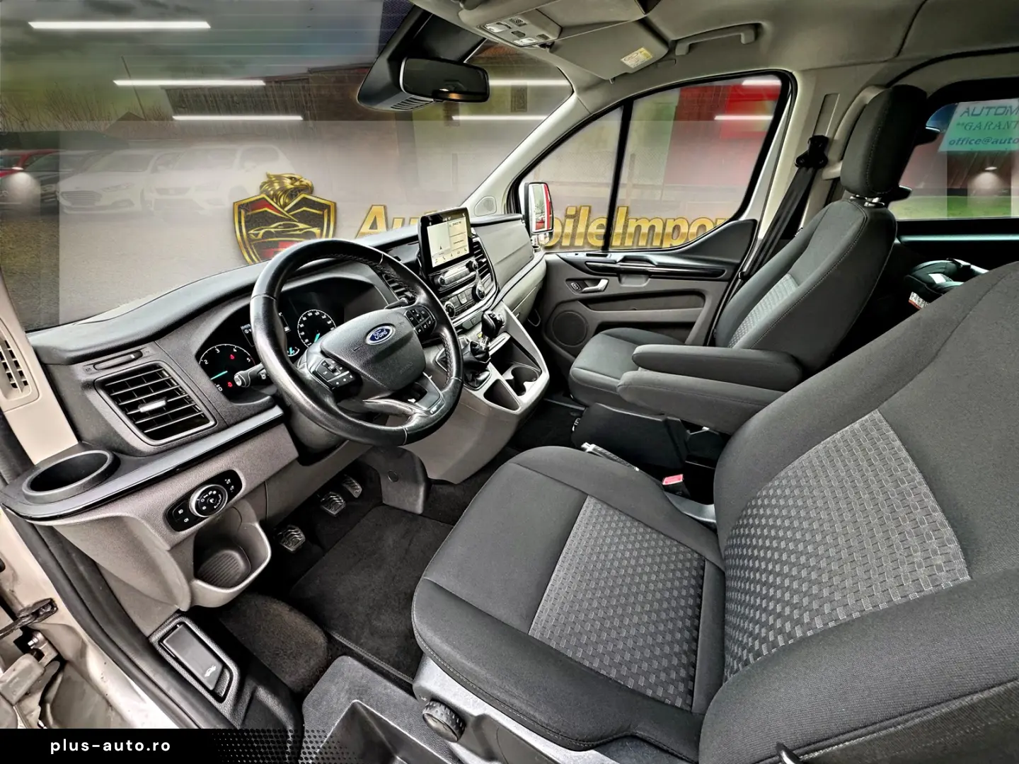 Ford Tourneo Custom 320 L2H1 VA Titanium