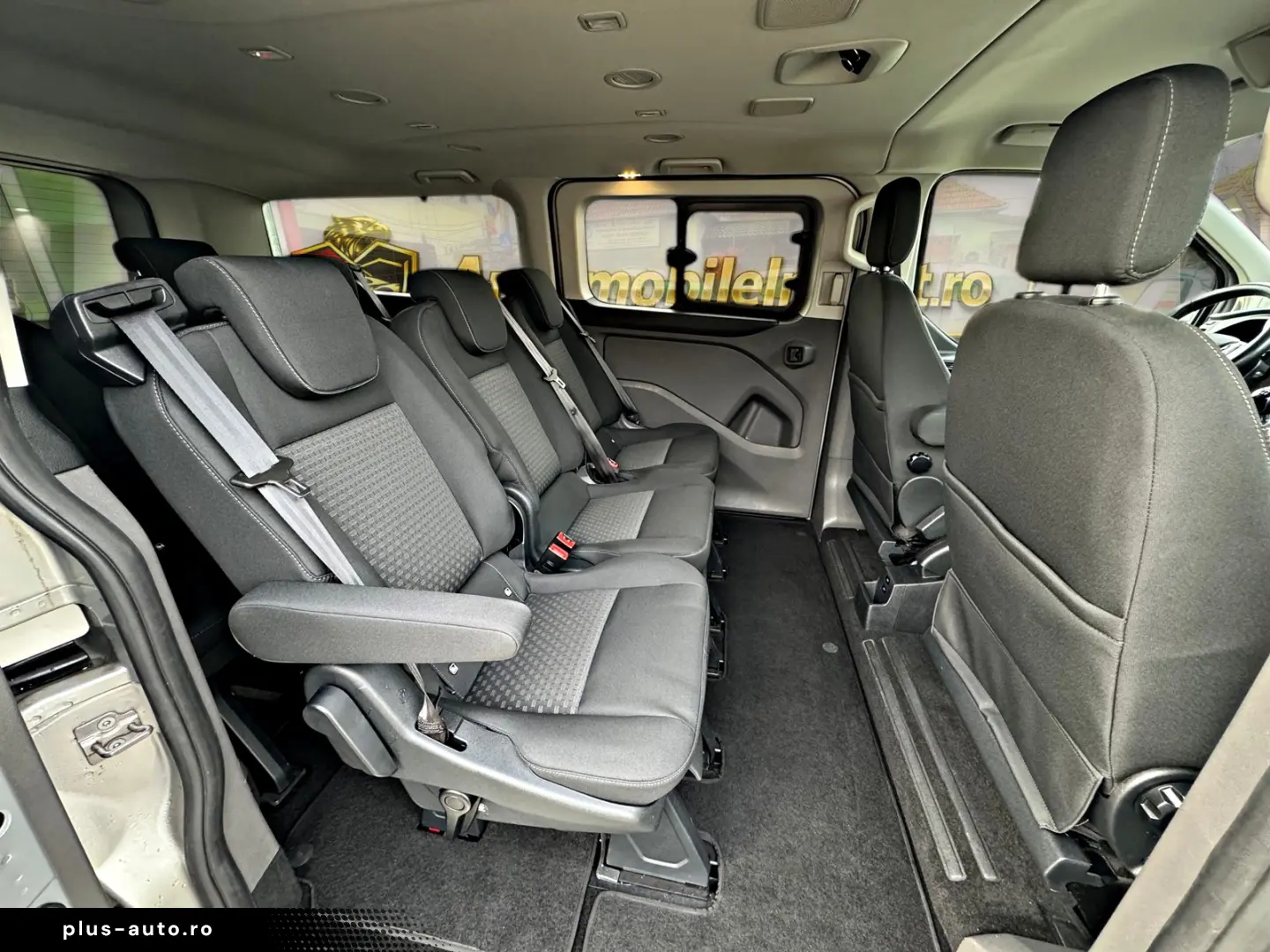 Ford Tourneo Custom 320 L2H1 VA Titanium