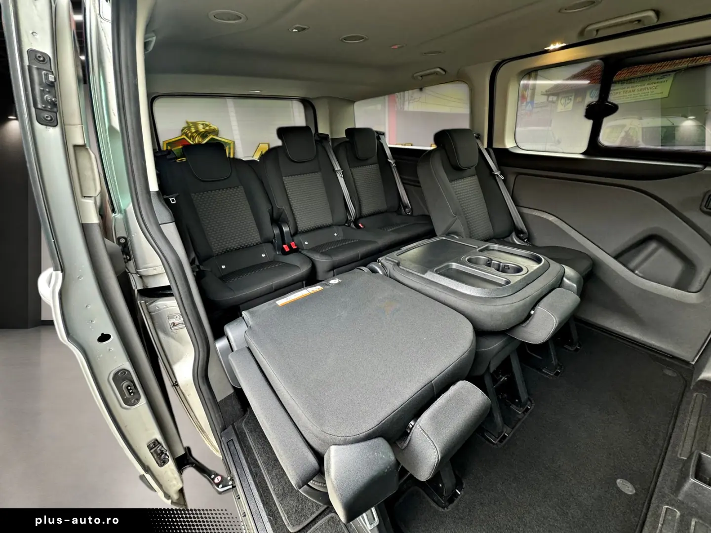 Ford Tourneo Custom 320 L2H1 VA Titanium