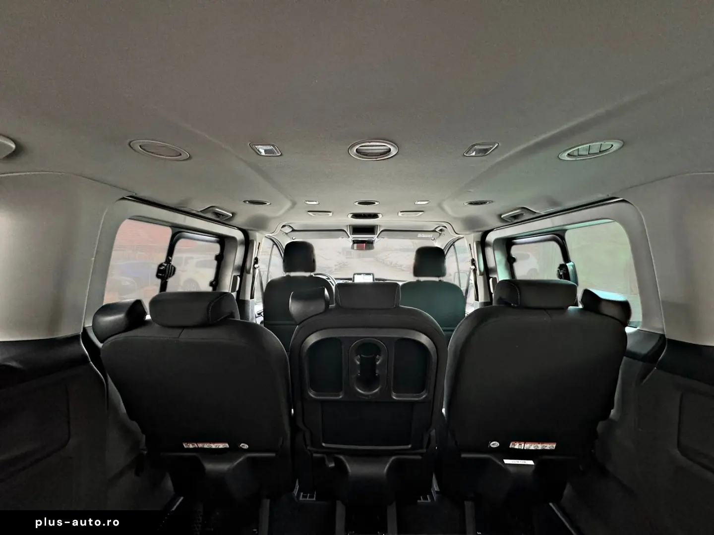 Ford Tourneo Custom 320 L2H1 VA Titanium