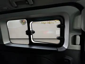 Ford Tourneo Custom 320 L2H1 VA Titanium
