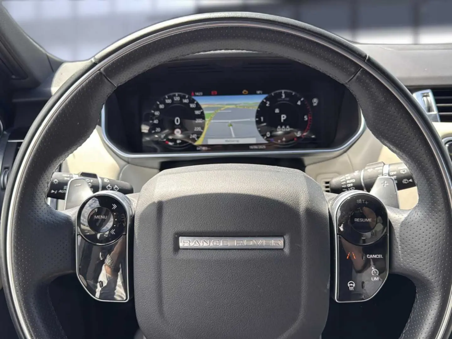Range Rover Sport D300 HSE