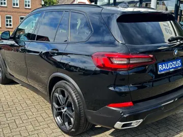 X5 xDrive30d