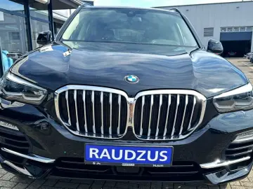 X5 xDrive30d