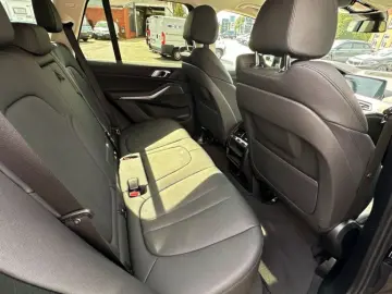 X5 xDrive30d