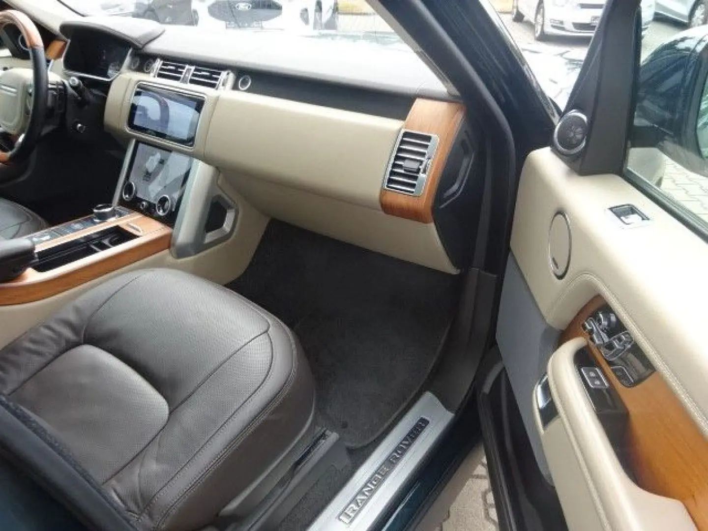 Range Rover D350 Vogue