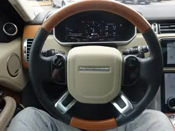 Range Rover D350 Vogue