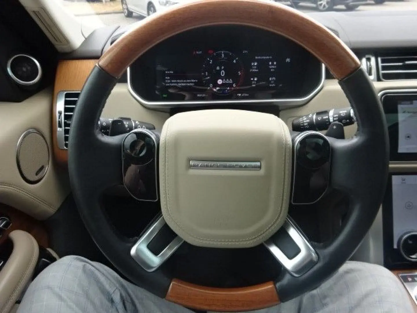 Range Rover D350 Vogue
