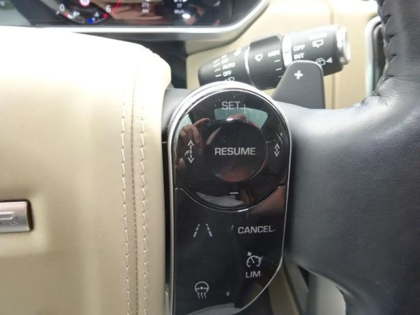 Range Rover D350 Vogue