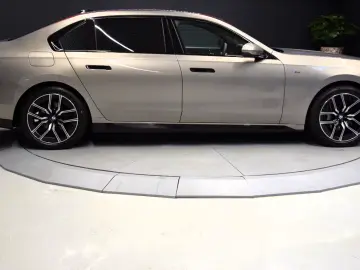 BMW 740 d Încălzitor de parcare xDrive M