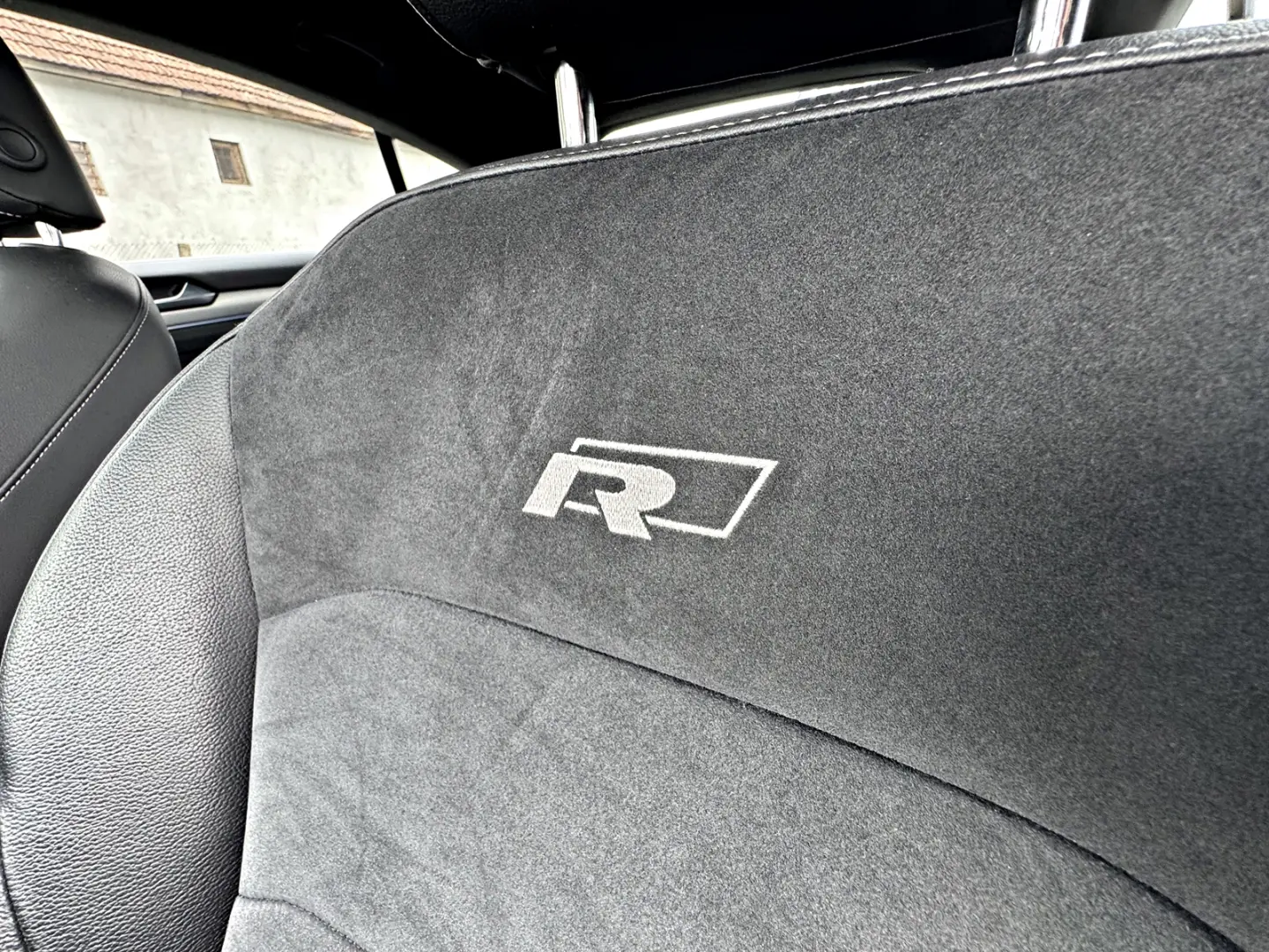 Volkswagen ARTEON 2.0 TDI DSG R-Line