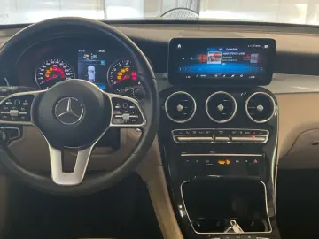 GLC 300 e Coupe AHK*Kamera*LED*VollLeder*DAB*18