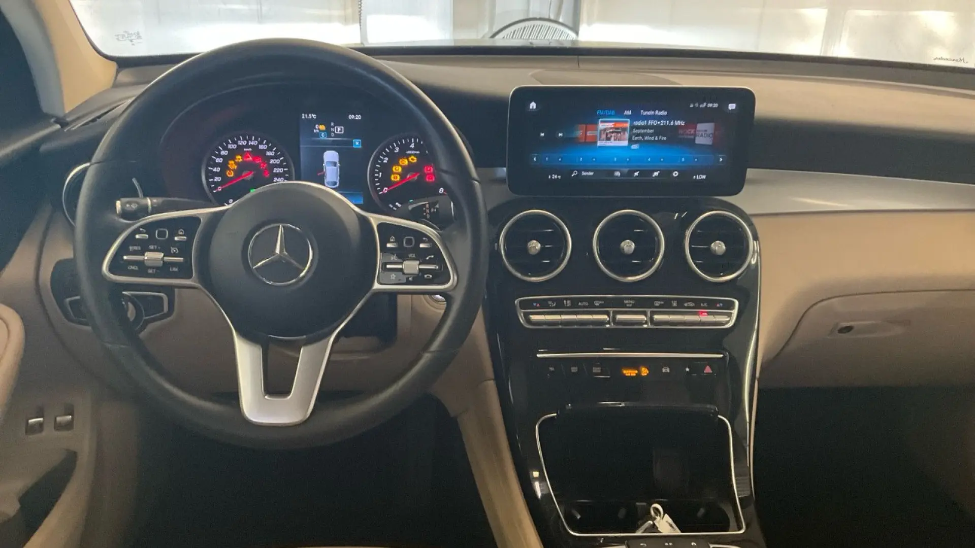 GLC 300 e Coupe AHK*Kamera*LED*VollLeder*DAB*18