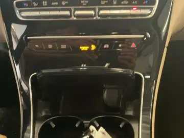 GLC 300 e Coupe AHK*Kamera*LED*VollLeder*DAB*18