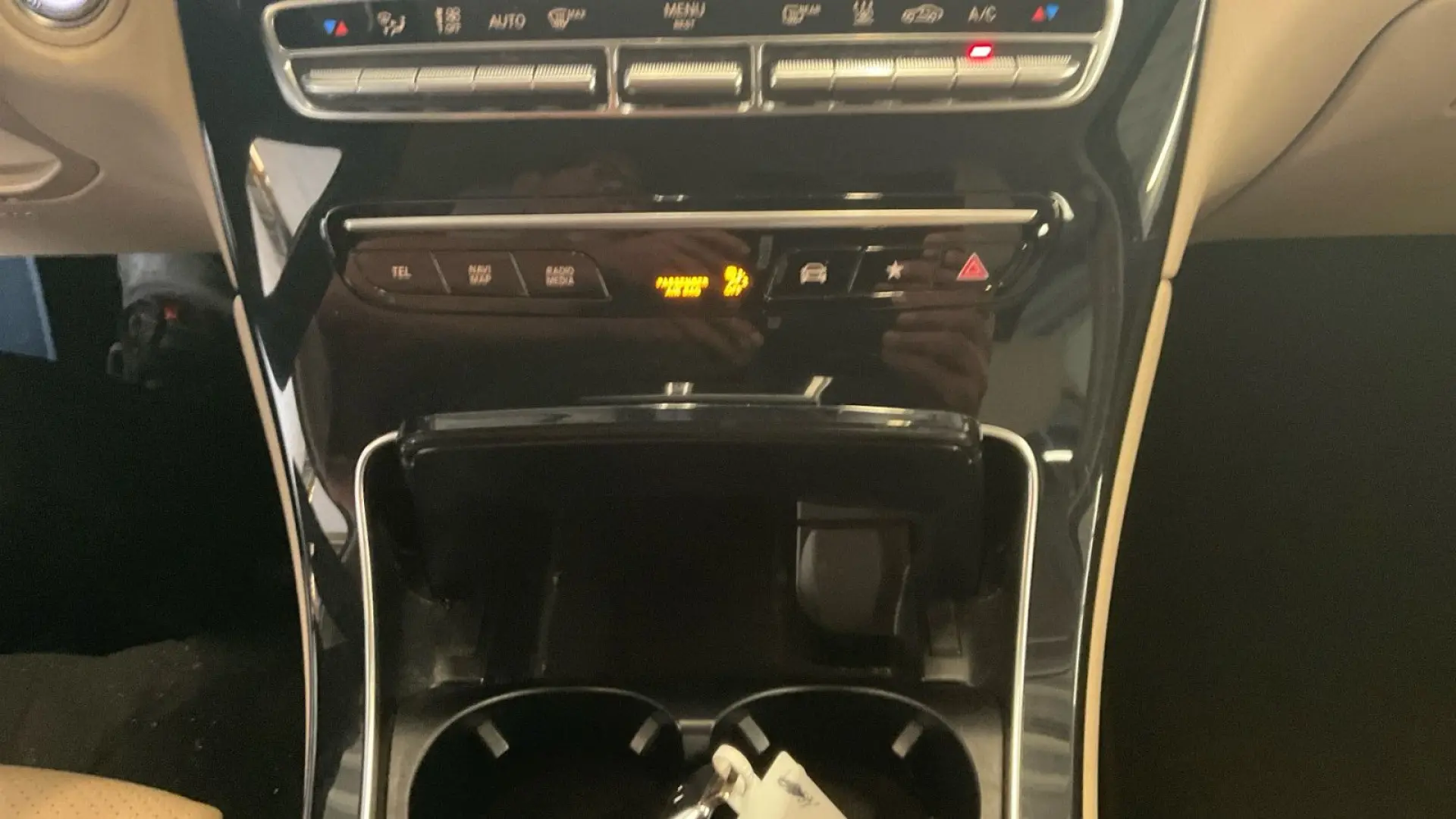 GLC 300 e Coupe AHK*Kamera*LED*VollLeder*DAB*18