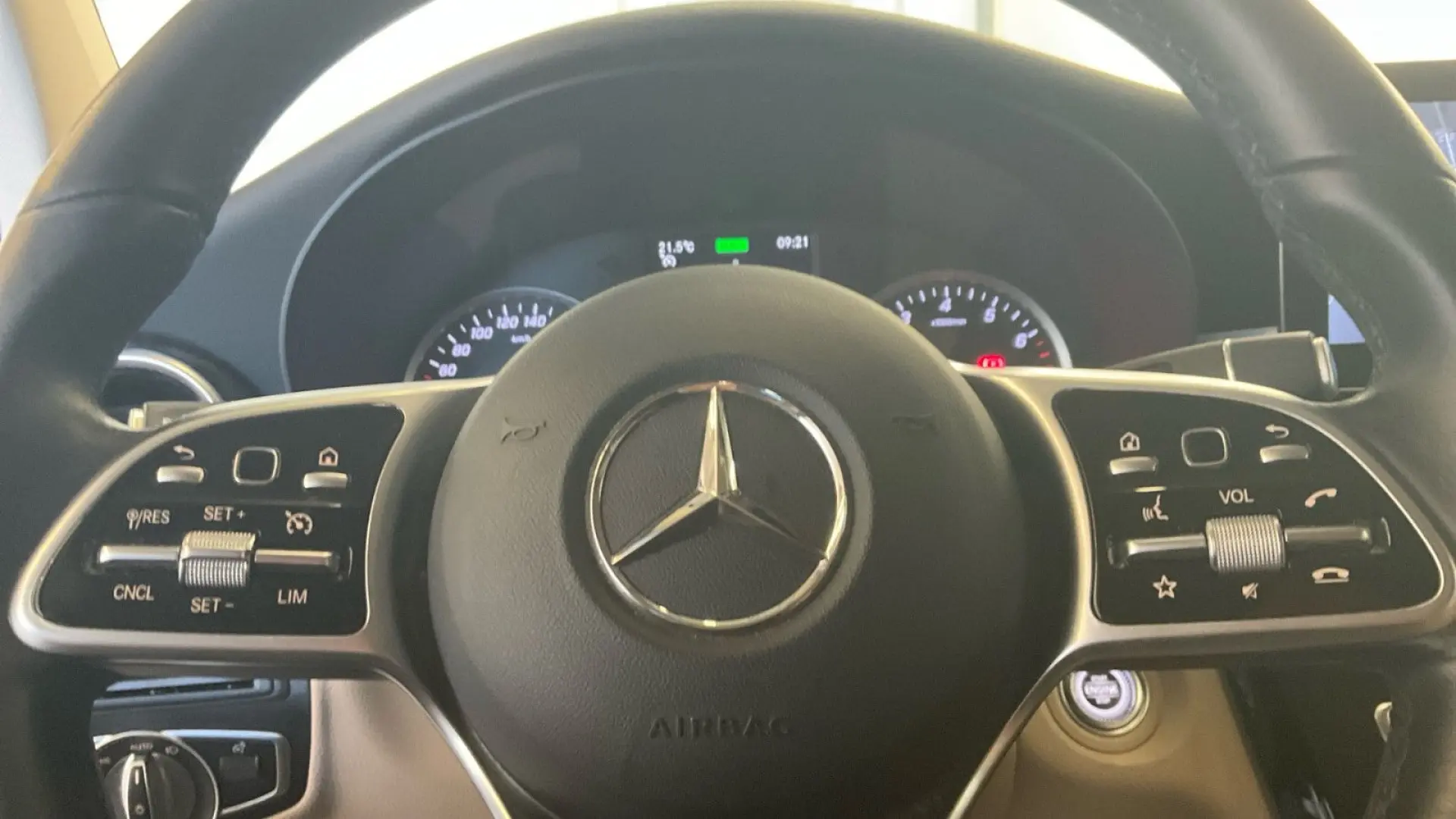 GLC 300 e Coupe AHK*Kamera*LED*VollLeder*DAB*18