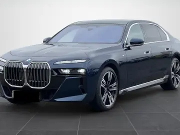 BMW 740 d xDrive M Sport TELEVIZOR HUD