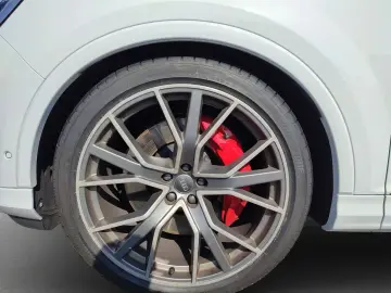 Q7 60 TFSI e quattro S line*Matrix*Alu*AHKB&O*HU
