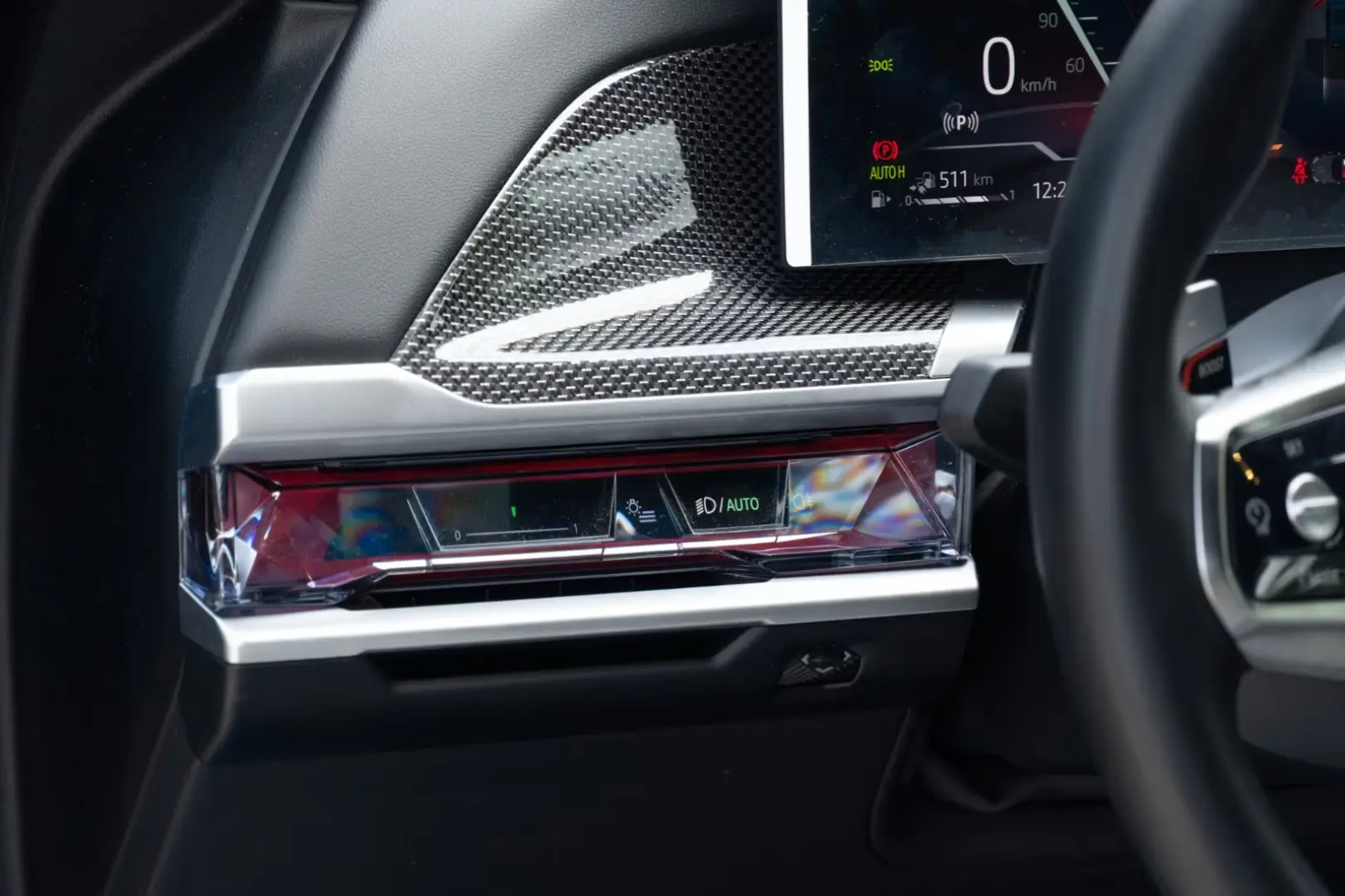 BMW 750 e M SPORT. CER. SOFTC.