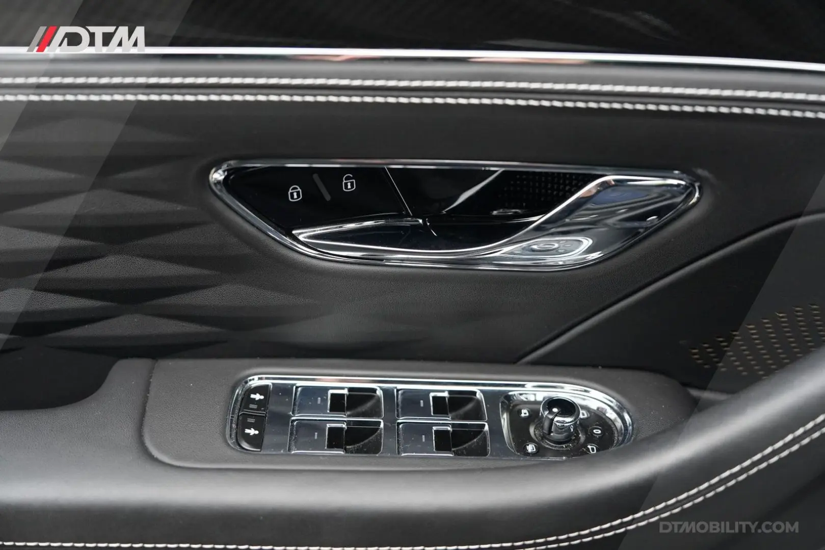 Flying Spur 6.0 W12 Mulliner | €392K NEW | BTW |
