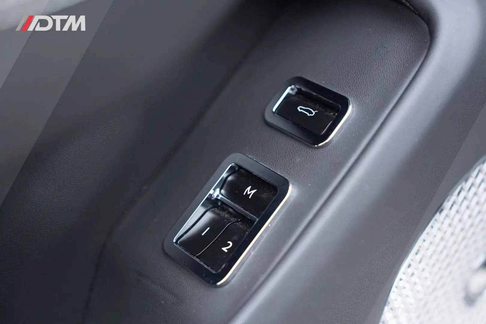 Flying Spur 6.0 W12 Mulliner | €392K NEW | BTW |