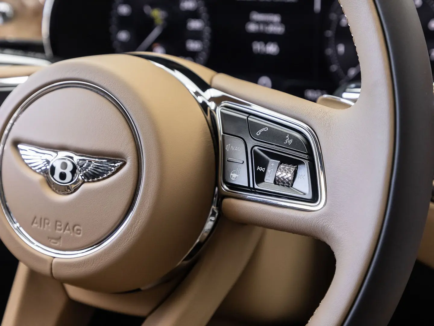 New Flying Spur S V8 von BENTLEY FRANKFURT