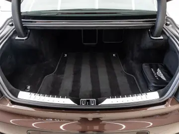 New Flying Spur S V8 von BENTLEY FRANKFURT