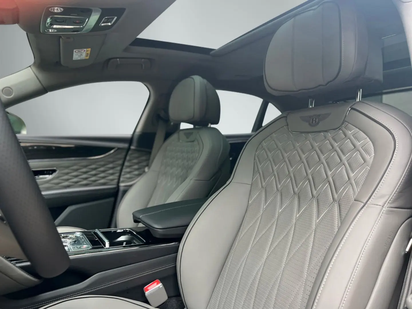 Flying Spur 6.0 W12 - Naim/Sthz./TV