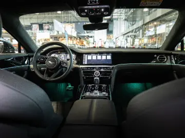 Flying Spur S V8
