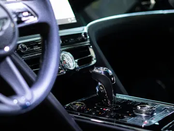 Flying Spur S V8