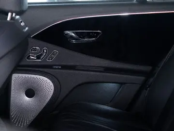 Flying Spur S V8