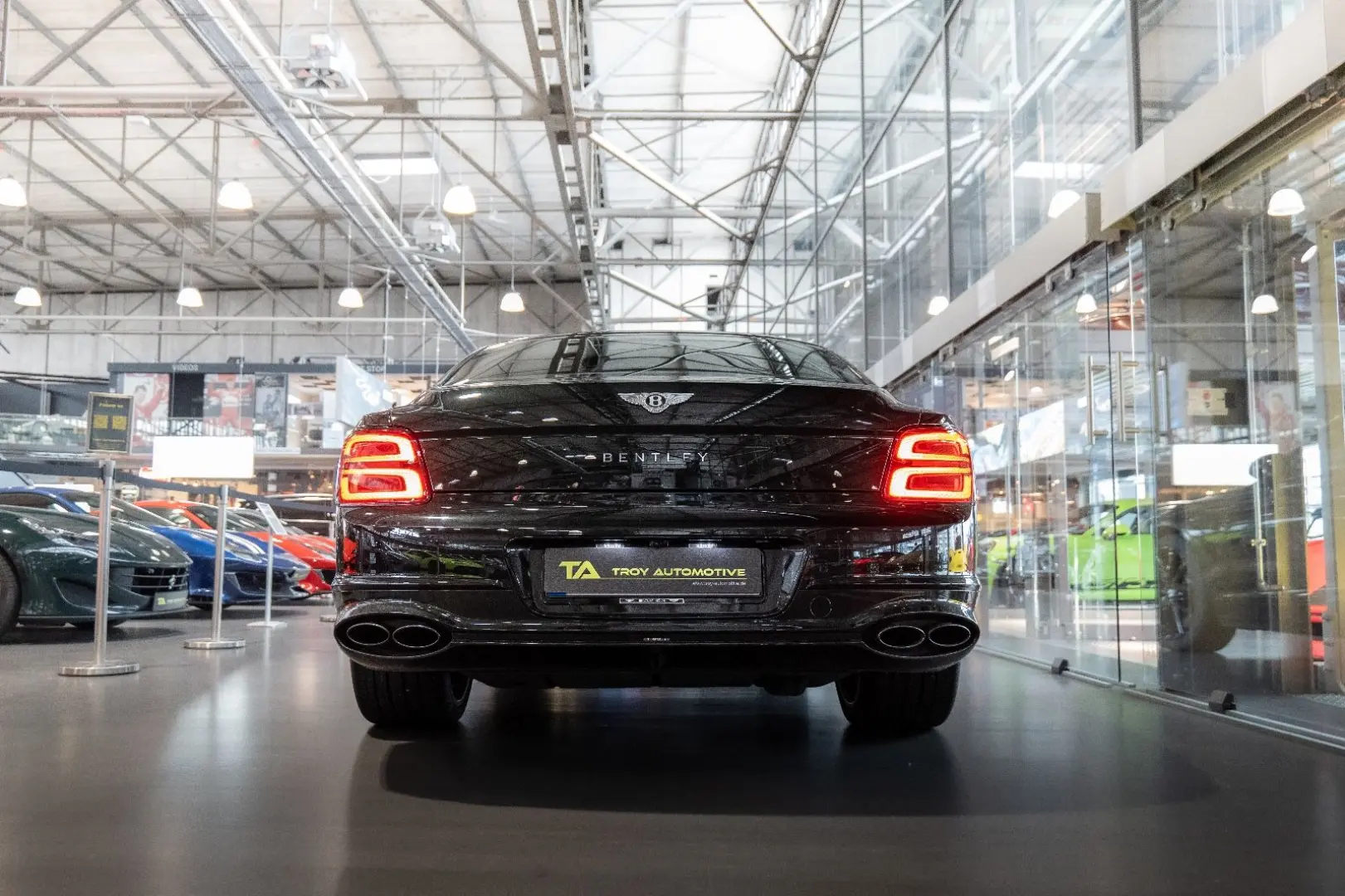 Flying Spur S V8
