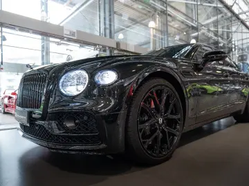 Flying Spur S V8