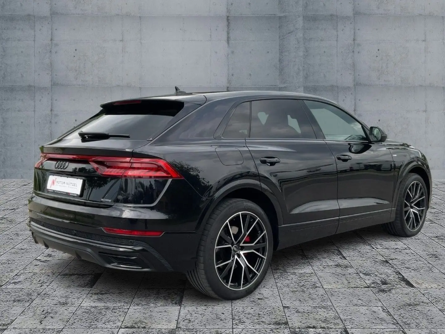 Q8 60 TFSI e S-Line QU HD-Matrix+ACC+NAV+SHZ+RFK