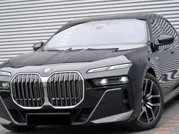 BMW 740 d xDrive M Sport SKYLOUNGE ICONI