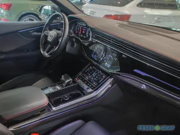 SQ8 TFSI competition plus AHK Matrix Pano Standh