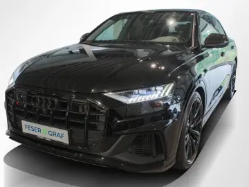 SQ8 TFSI competition plus AHK Matrix Pano Standh