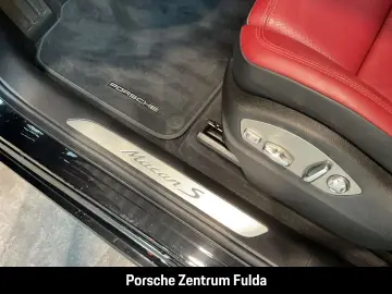 Macan S Sportabgas Standheizung Luftfederung LED