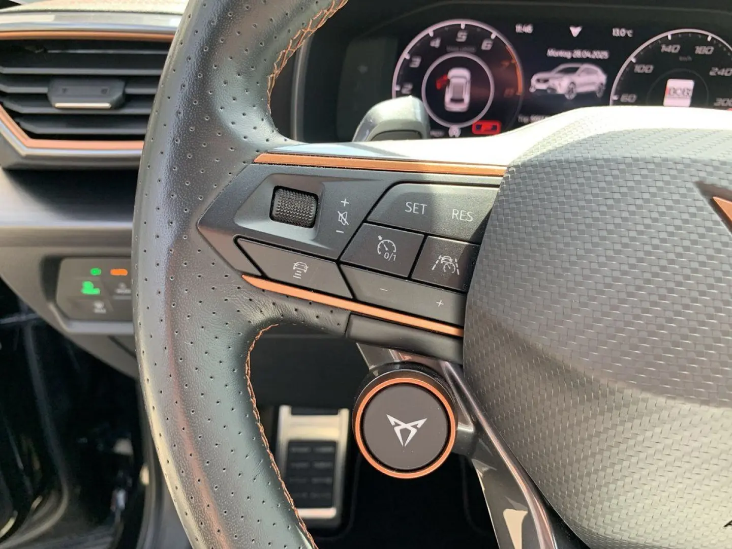 Formentor VZ 2.0 310 4Drive NAVI+BEATS+ACC+19