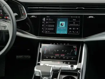 Q8 55 TFSI qu. S line (Ext) AHK*Matrix*HuD*Air